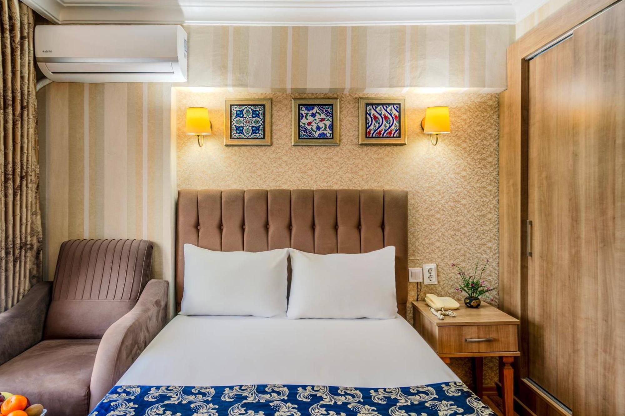 Hamit Hotel Истанбул Екстериор снимка