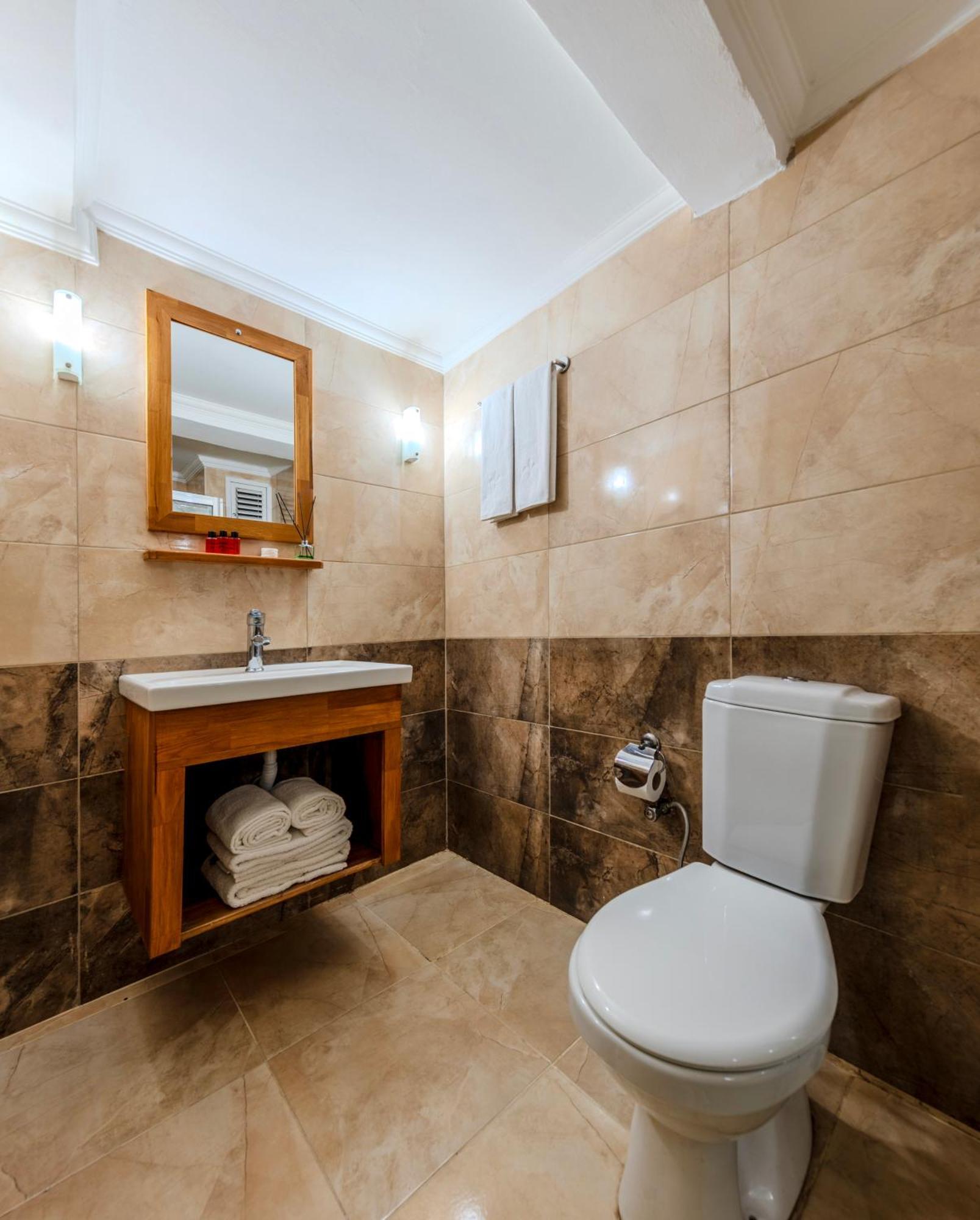 Hamit Hotel Истанбул Екстериор снимка